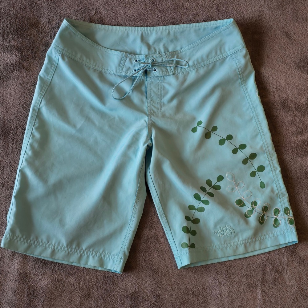 The North Face Women's Blue Floral Board Shorts‎ Size 6 Swim Surf Beach Summer